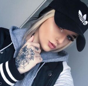 147+ Best Girls Attitude DP [Sigma and Attitude] - Funtikka.com