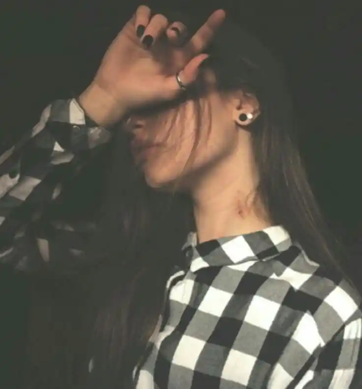 stylish girl Dp